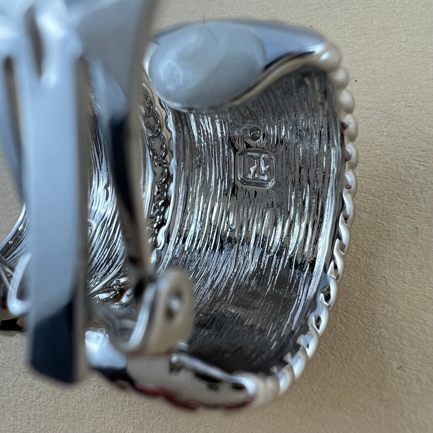 Ohrclips von Pierre Lang