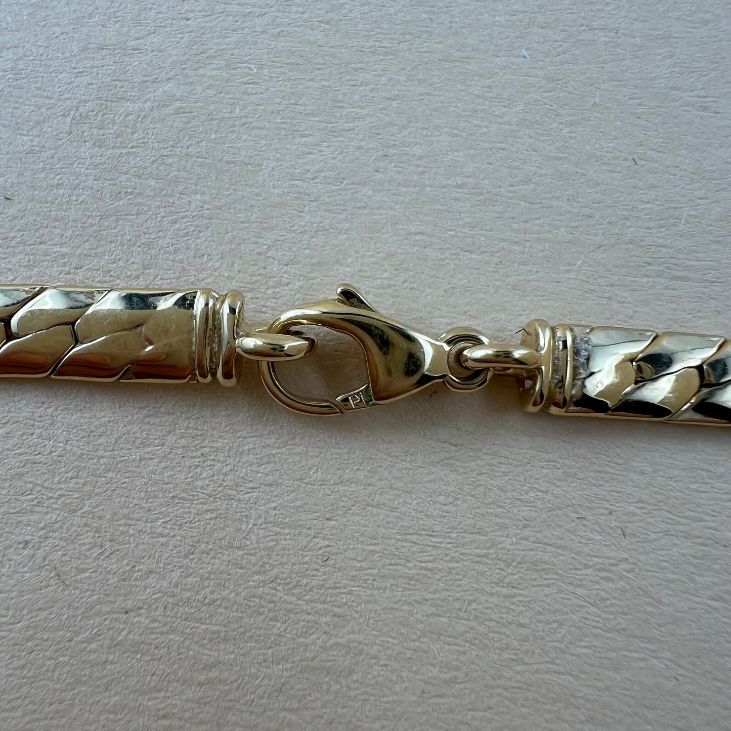 Collier von Pierre Lang