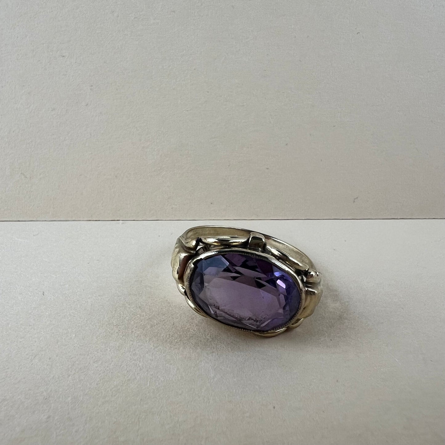 Antiker Ring vergoldet mit Ametist