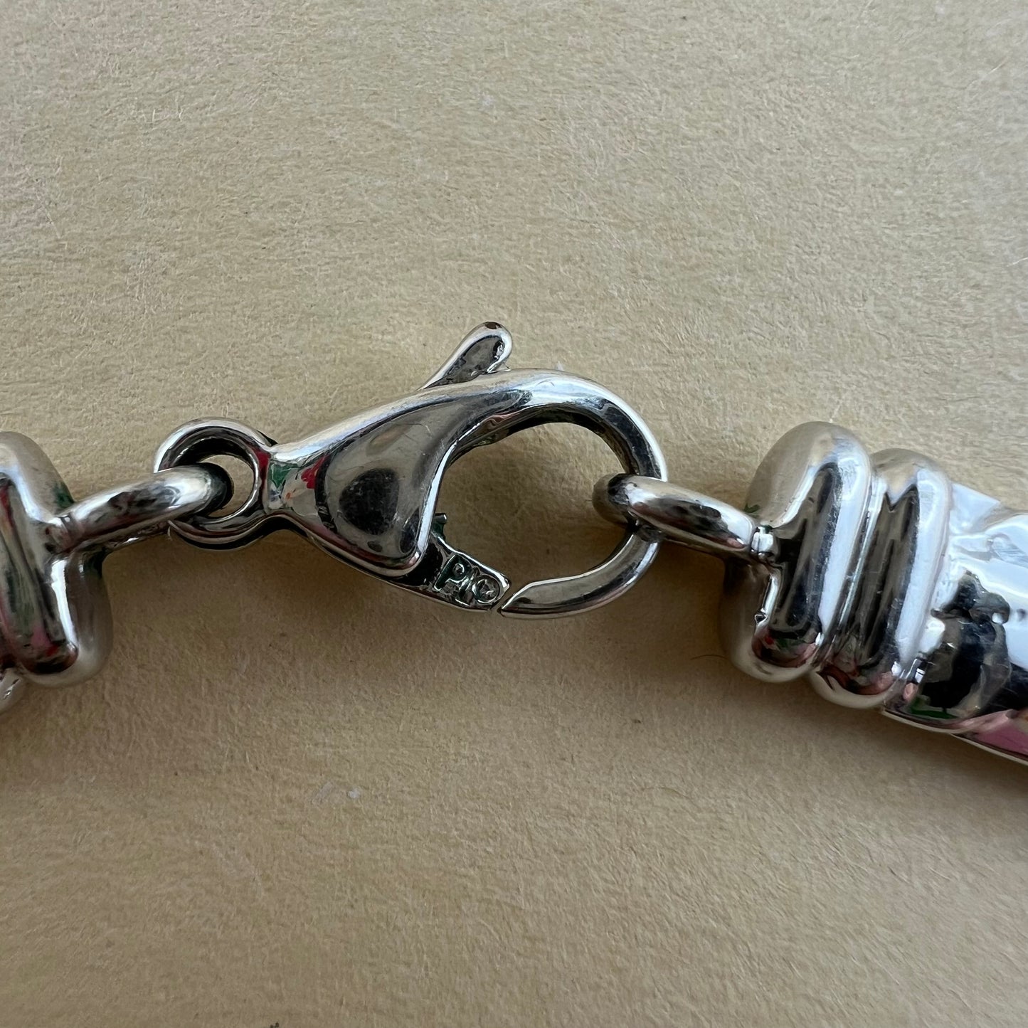 Collier von Pierre Lang