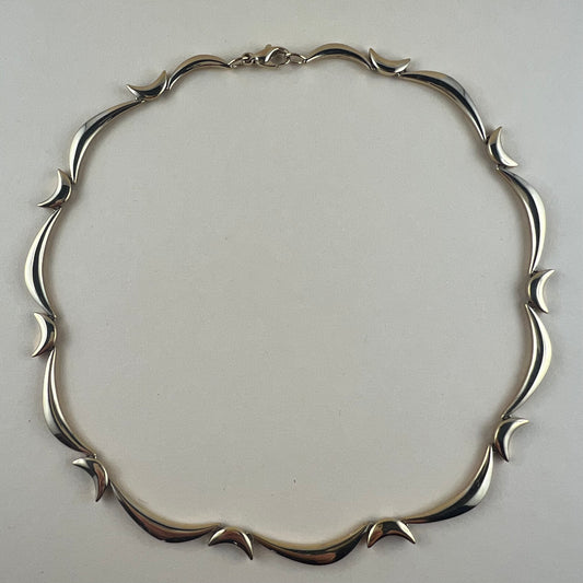 Collier mit Monden von Pierre Lang