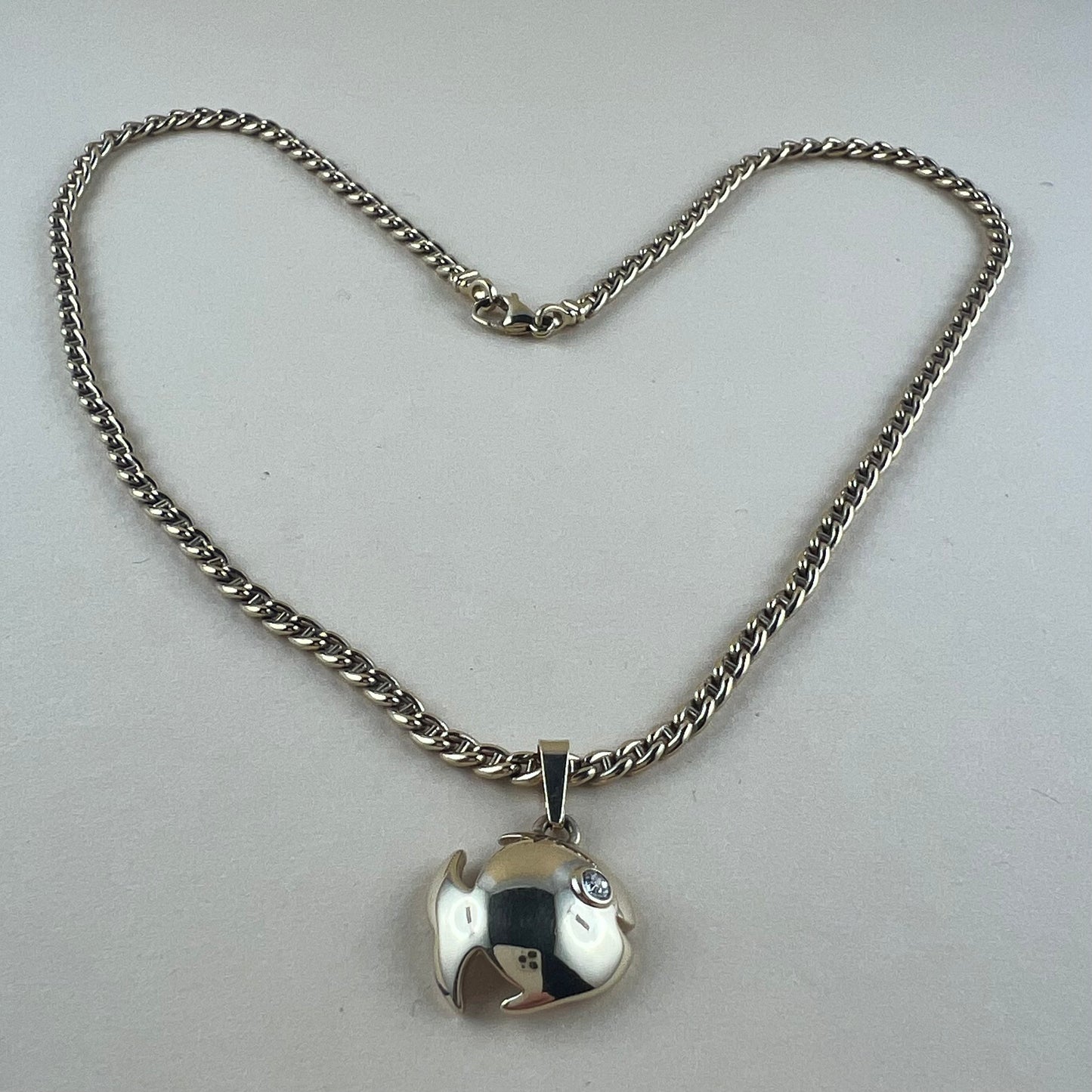 Kette mit Fischanhänger von Pierre Lang