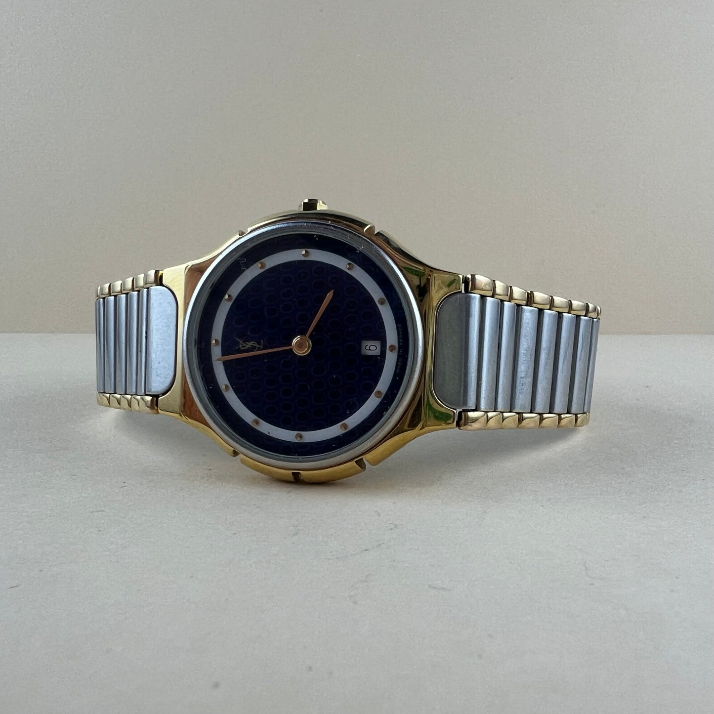 Armbanduhr von Yves Saint Laurent