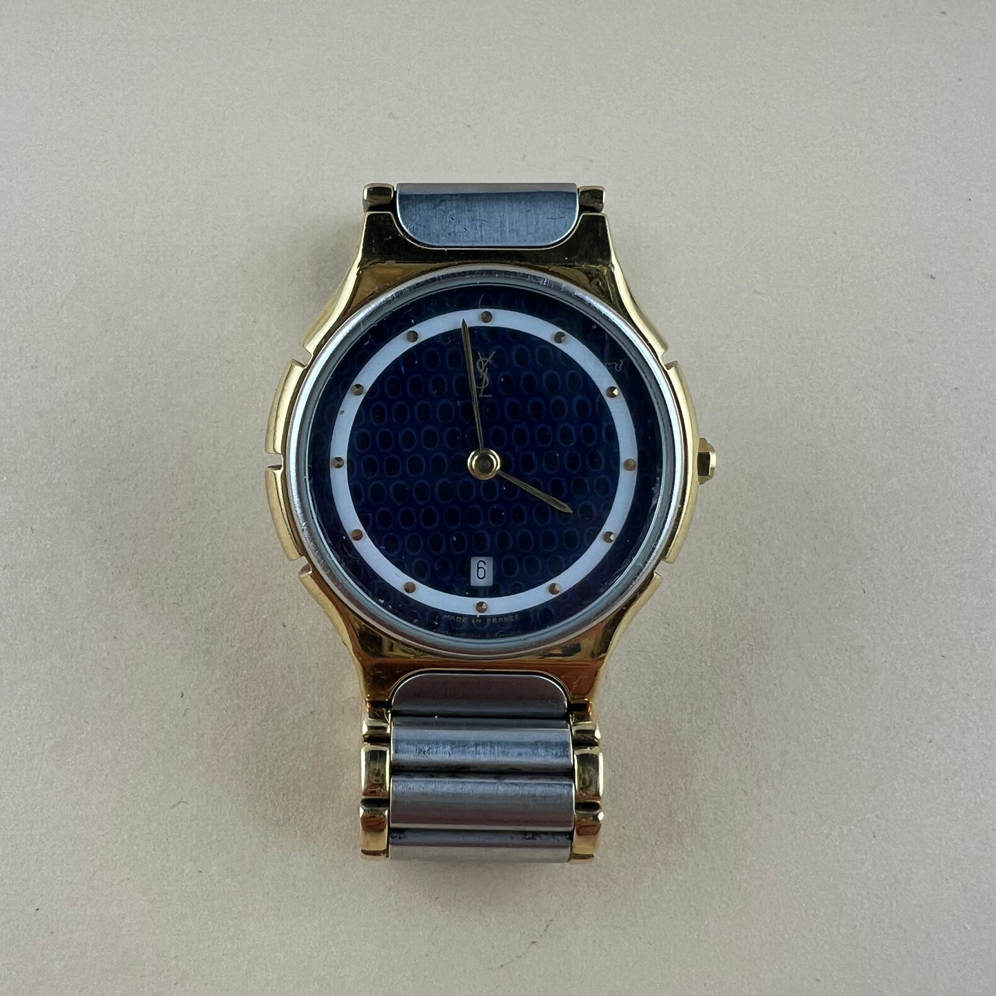 Armbanduhr von Yves Saint Laurent
