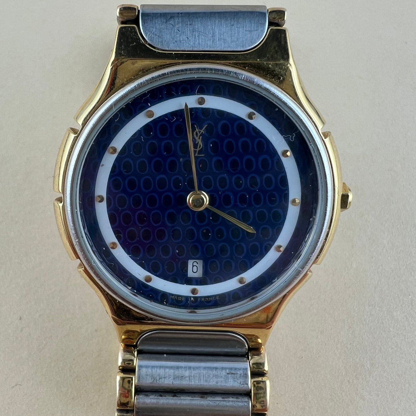 Armbanduhr von Yves Saint Laurent